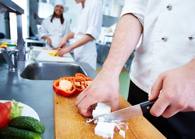 Knife Safety in the Restaurant: Practical Tips for Protecting Your Staff and Customers